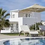 Santa Maria Village & Hotel 4*