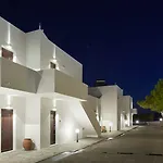 Santa Maria Village & Hotel Adamantas (Milos)