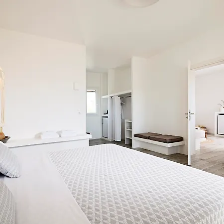 Santa Maria Village & Hotel Adamantas (Milos)