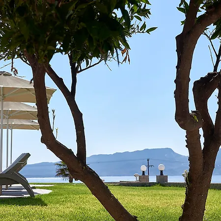 Santa Maria Village & Hotel