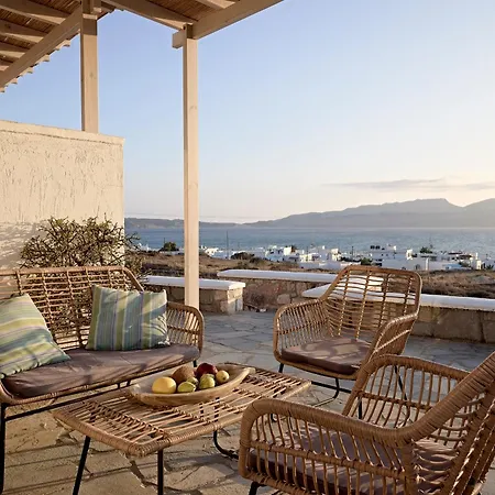 Santa Maria Village & アダマス