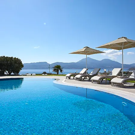 Santa Maria Village & Hotel