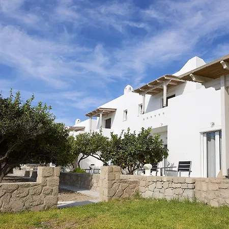 Ξενοδοχείο Santa Maria Village & 4*