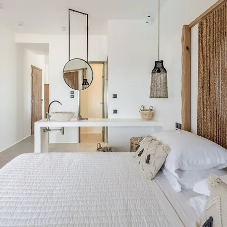 Santa Maria Village & ホテル