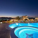 Santa Maria Village & Αδάμας