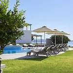 酒店 Santa Maria Village & 4*