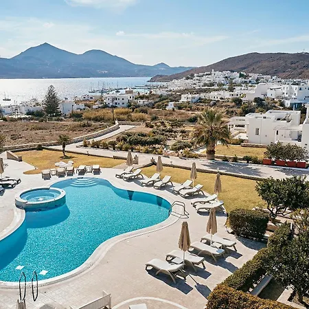 Santa Maria Village & 4*