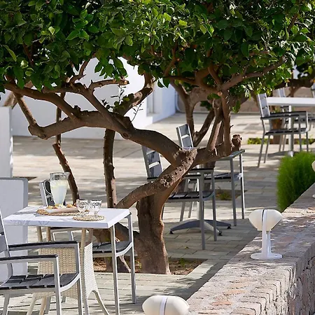 Santa Maria Village Resort&spa 4* Adamantas (Milos)