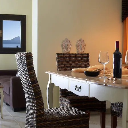 فندق Santa Maria Village & 4*