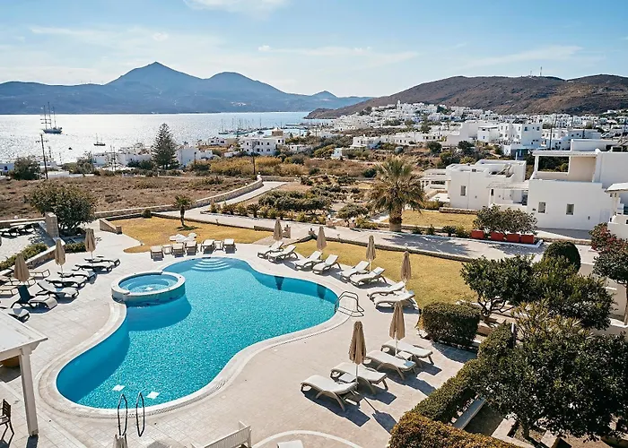 Santa Maria Village & 4*