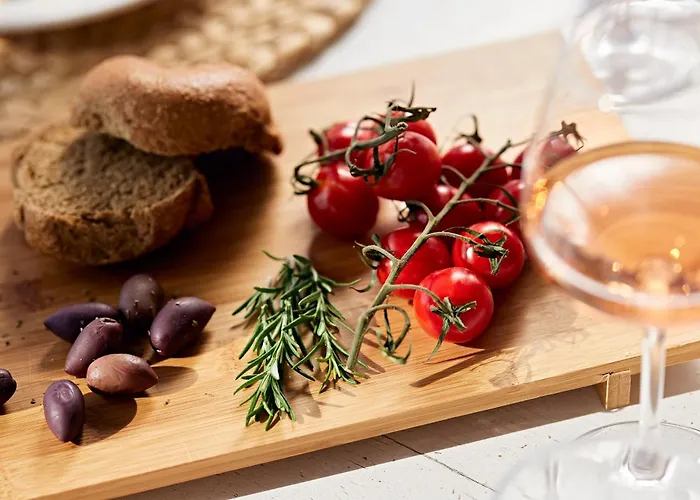 Santa Maria Village &