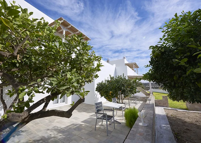 Santa Maria Village & 4*